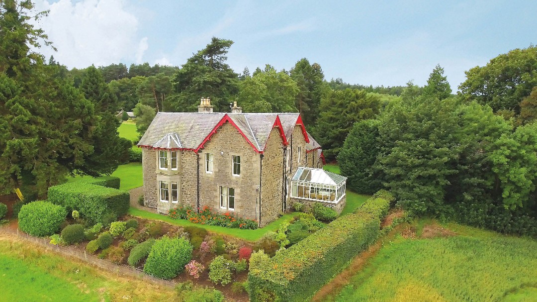 Clyde Property Perth A Stunning House Sale in Rhynd Clyde Property