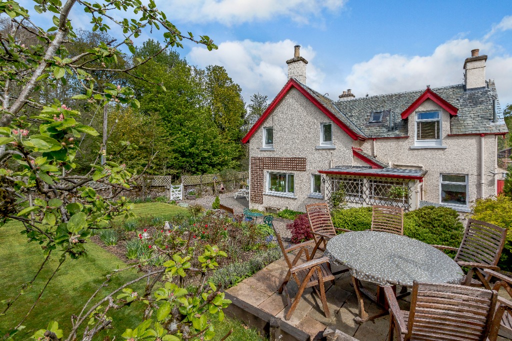 Birnam Glen, Dunkeld , Perthshire , PH8 0BN Clyde Property Ltd