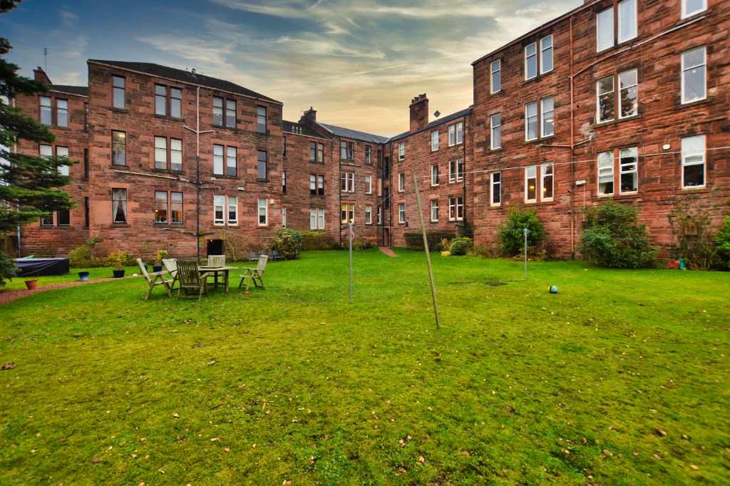 Fotheringay Road, Flat 1/1, Pollokshields, Glasgow, G41 4LH Clyde