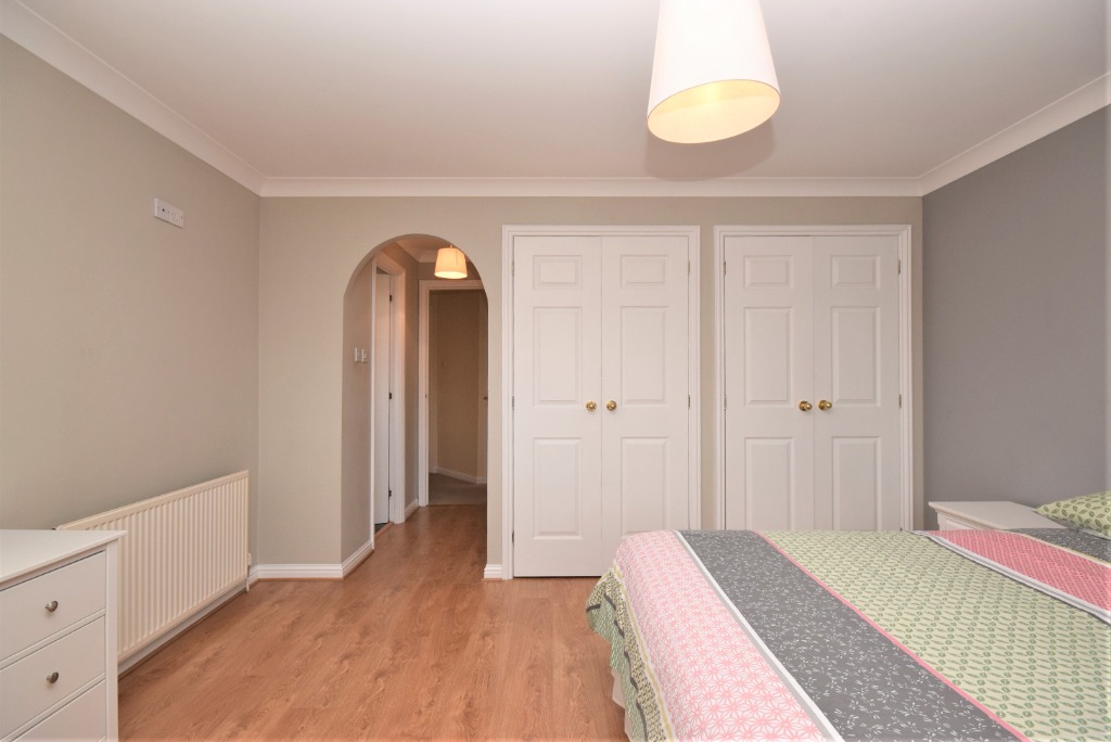 Priorwood Gardens, Academy Park, Glasgow, G13 1GD Clyde Property Ltd