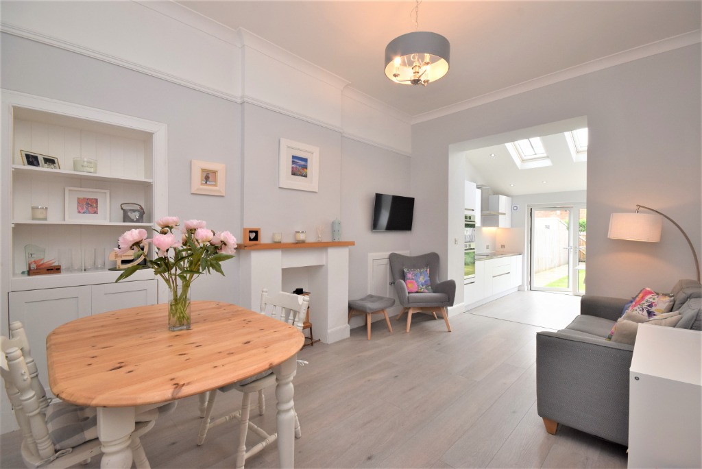 Verona Avenue , Scotstoun , Glasgow, G14 9EB Clyde Property Ltd