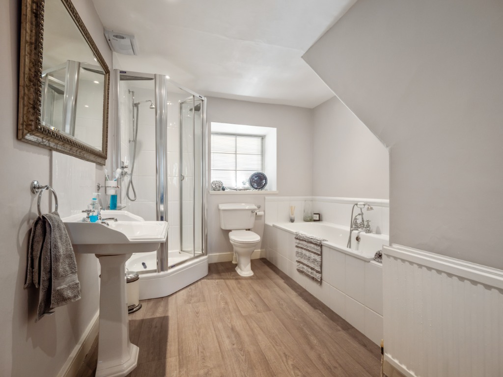 Grandtully , Aberfeldy, Perthshire , PH15 2QS Clyde Property Ltd