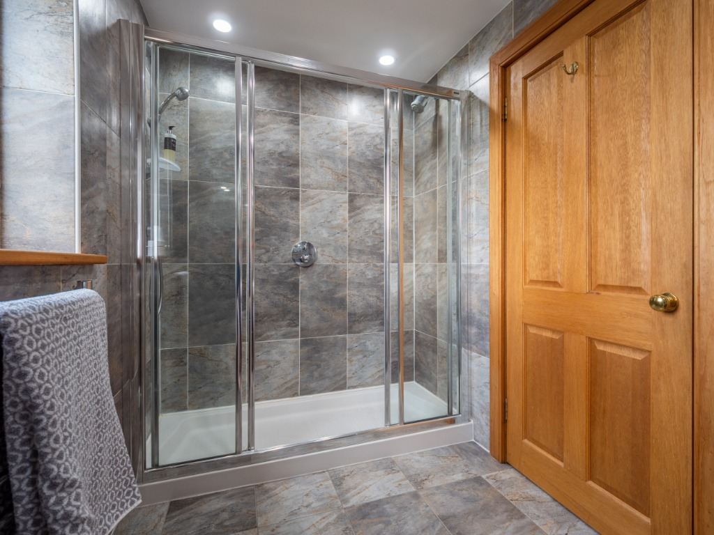 Grandtully , Aberfeldy, Perthshire , PH15 2QS Clyde Property Ltd