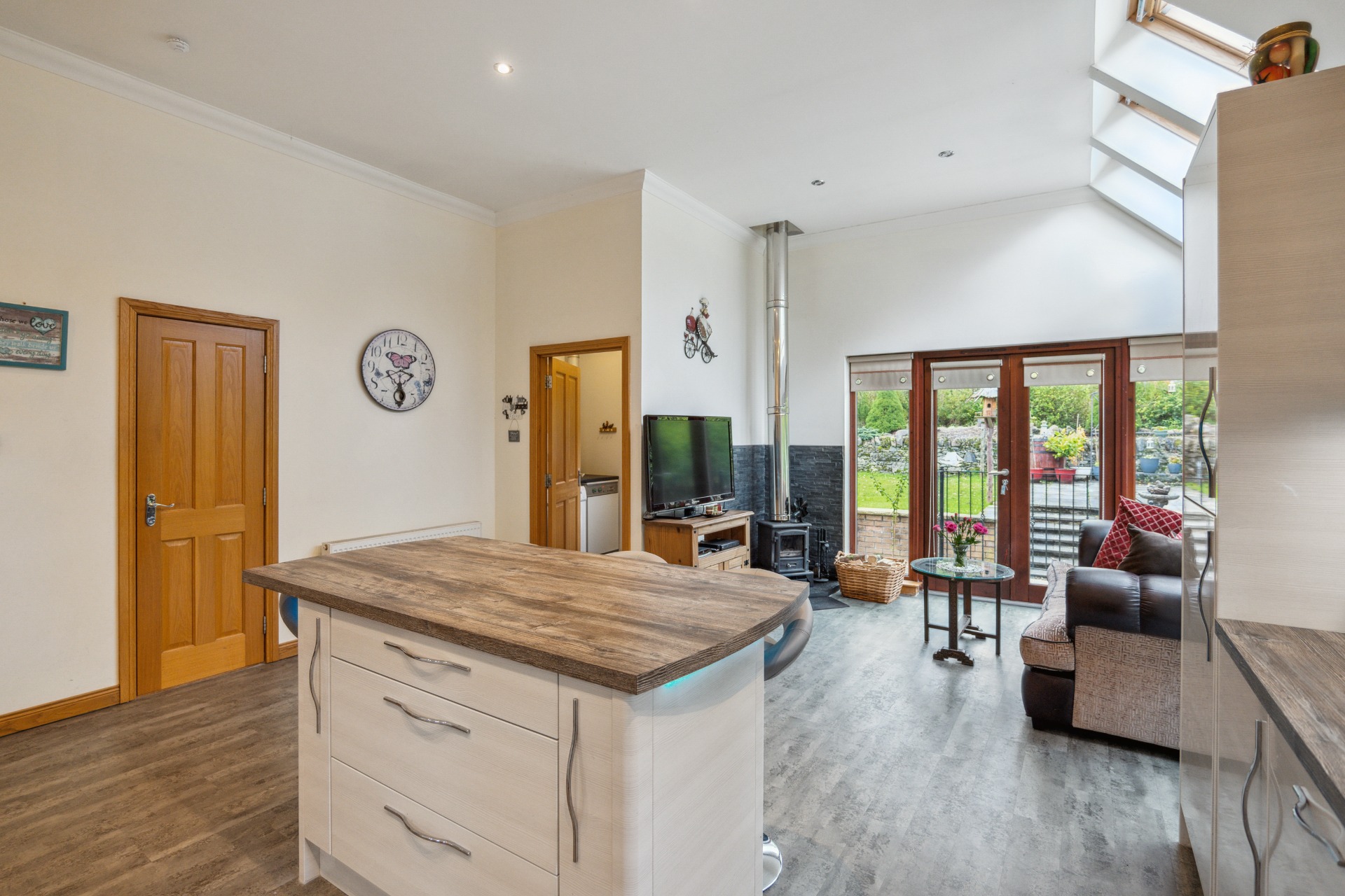 Strathyre, Callander, Stirling , FK18 8NA Clyde Property Ltd