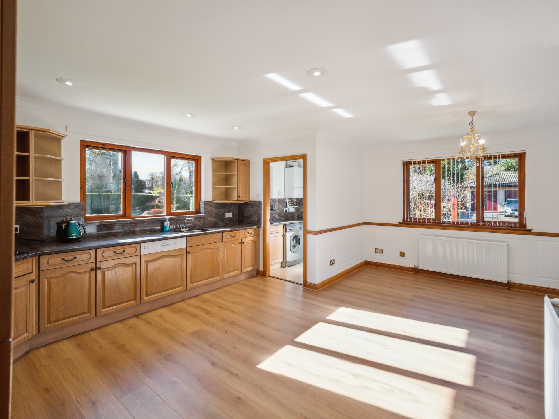 Deanston Gardens, Doune, Stirlingshire, FK16 6AZ Clyde Property Ltd