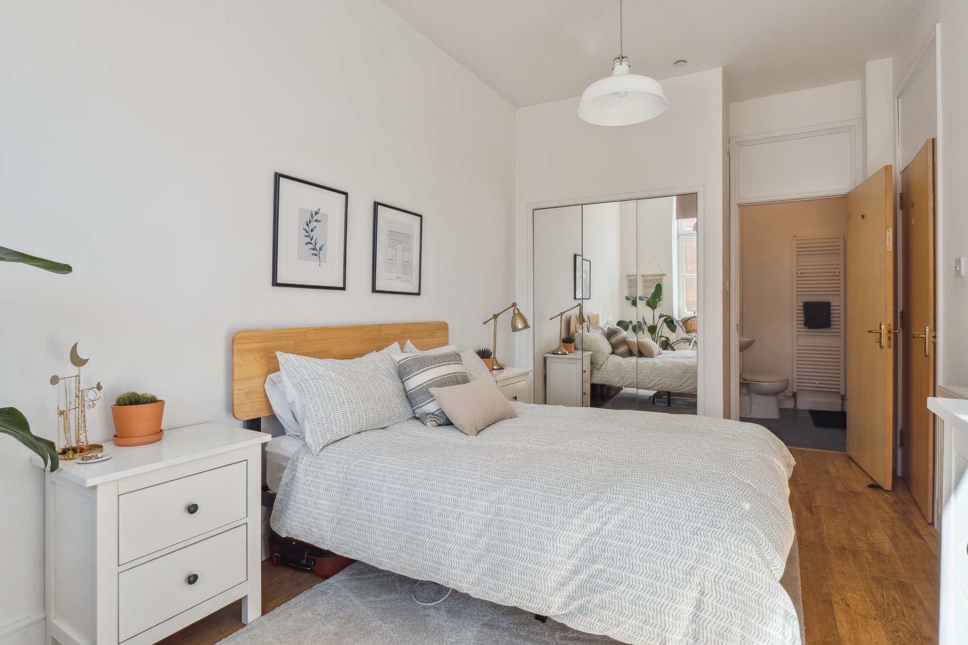 Woolcarders Court, Cambusbarron, Stirling, FK7 9RA Clyde Property Ltd