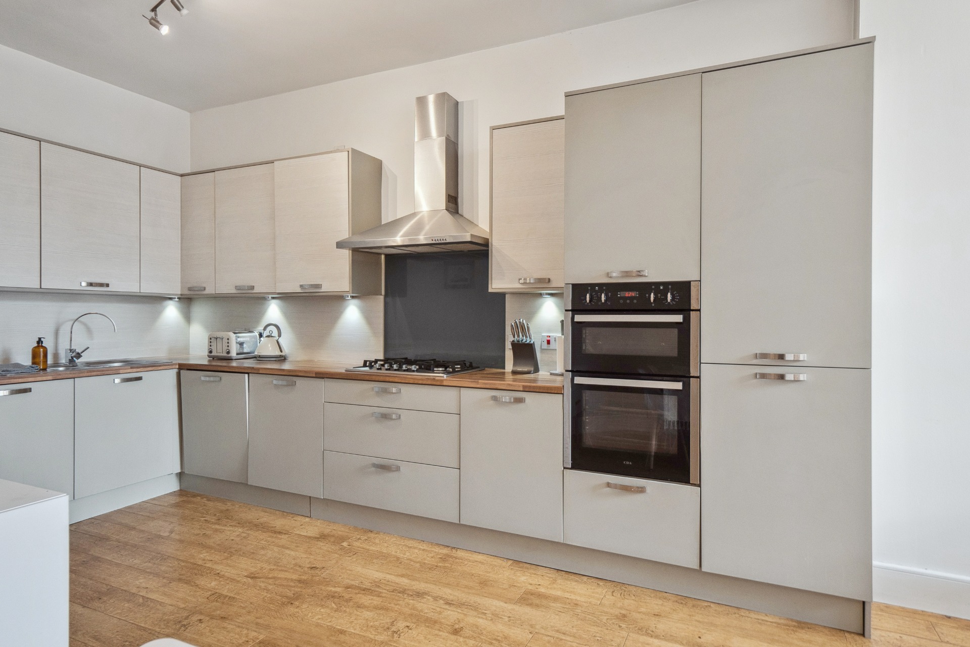 Woolcarders Court, Cambusbarron, Stirling, FK7 9RA Clyde Property Ltd