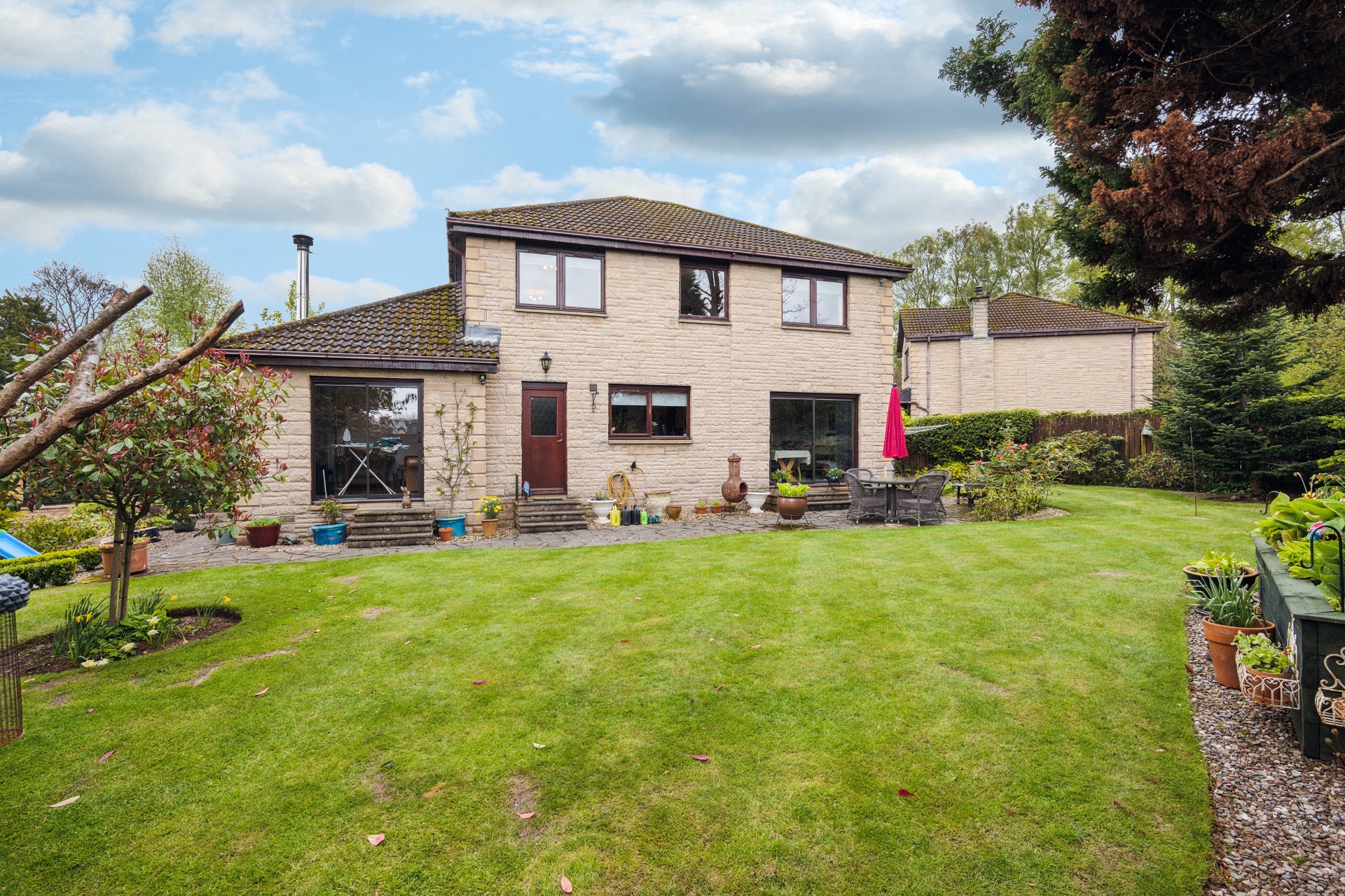 Deanston Gardens, Doune, Stirling, FK16 6AZ Clyde Property Ltd