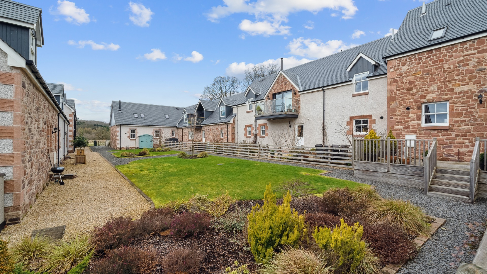 Croy Buchanan Steadings, Killearn , Glasgow, Stirlingshire, G63 9QU