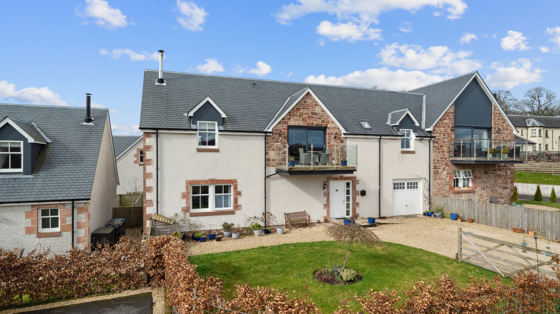 Croy Buchanan Steadings, Killearn , Glasgow, Stirlingshire, G63 9QU