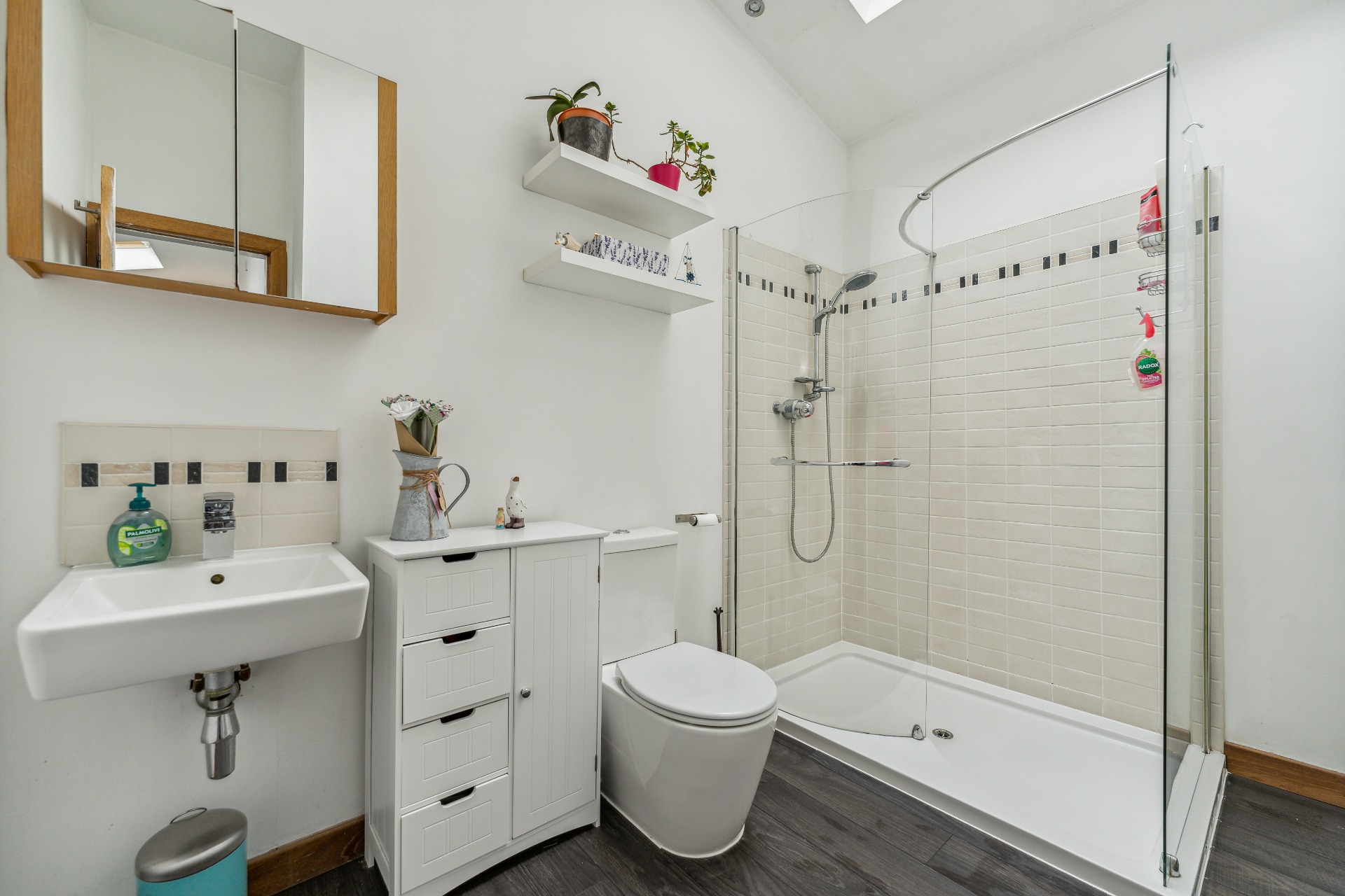 Craigbank Crescent, Eaglesham, Glasgow, G76 0DX Clyde Property Ltd