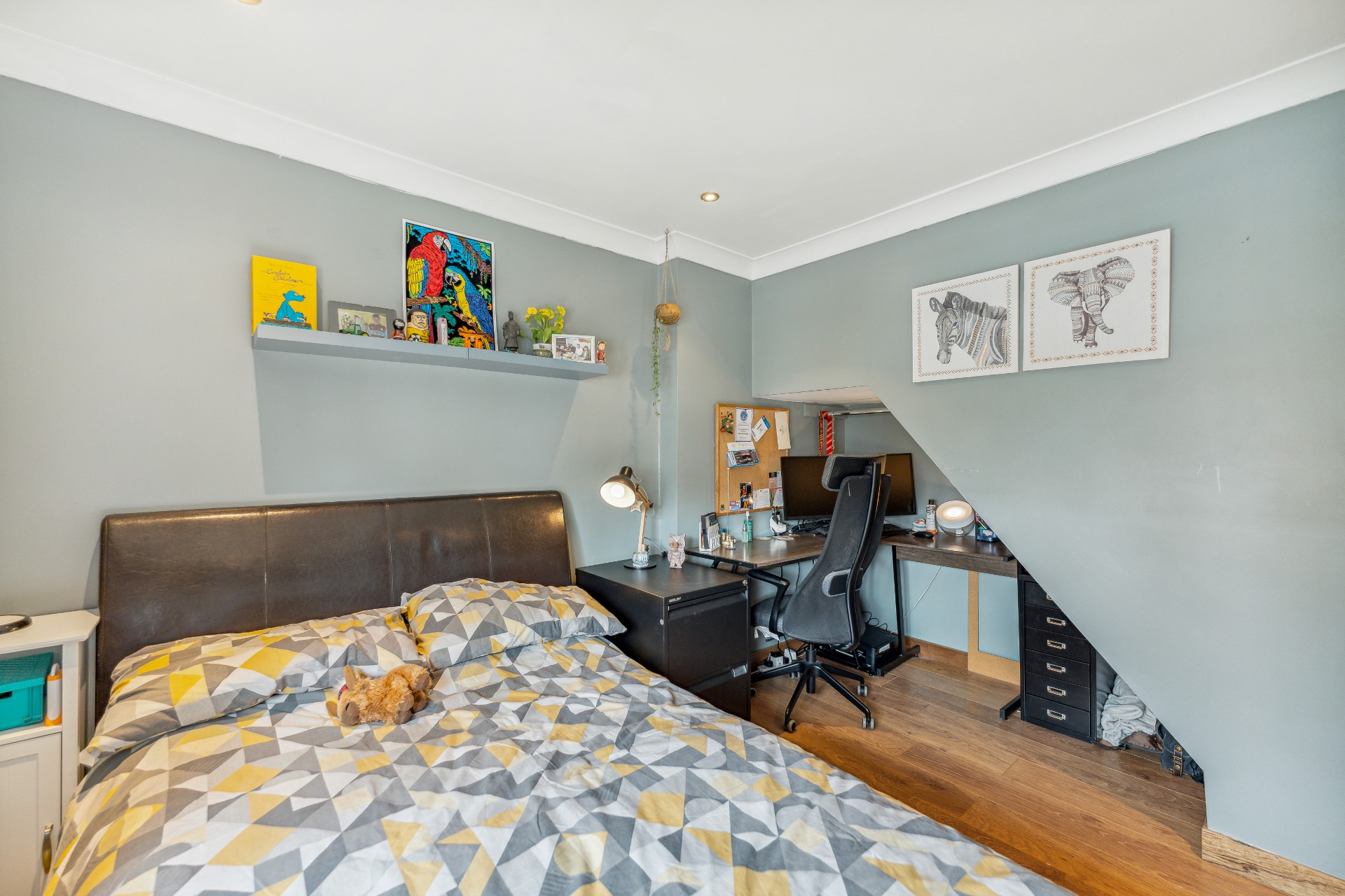 Craigbank Crescent, Eaglesham, Glasgow, G76 0DX Clyde Property Ltd