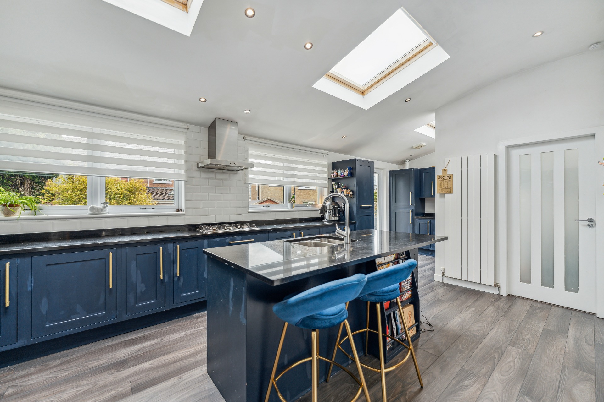 Craigbank Crescent, Eaglesham, Glasgow, G76 0DX Clyde Property Ltd