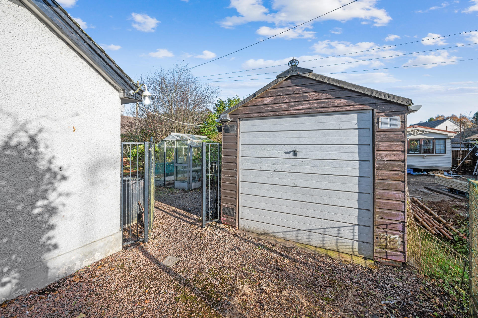 Oakbank Road, Guildtown, Perthshire, PH2 6BU Clyde Property Ltd