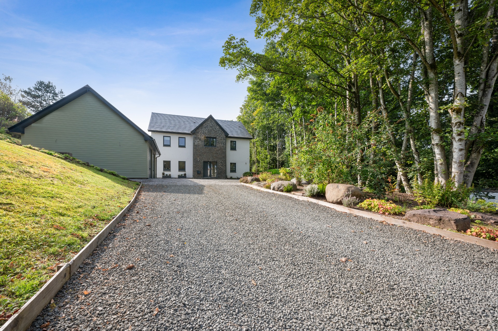 Doune Road, Dunblane, Stirlingshire, FK15 9ND Clyde Property Ltd