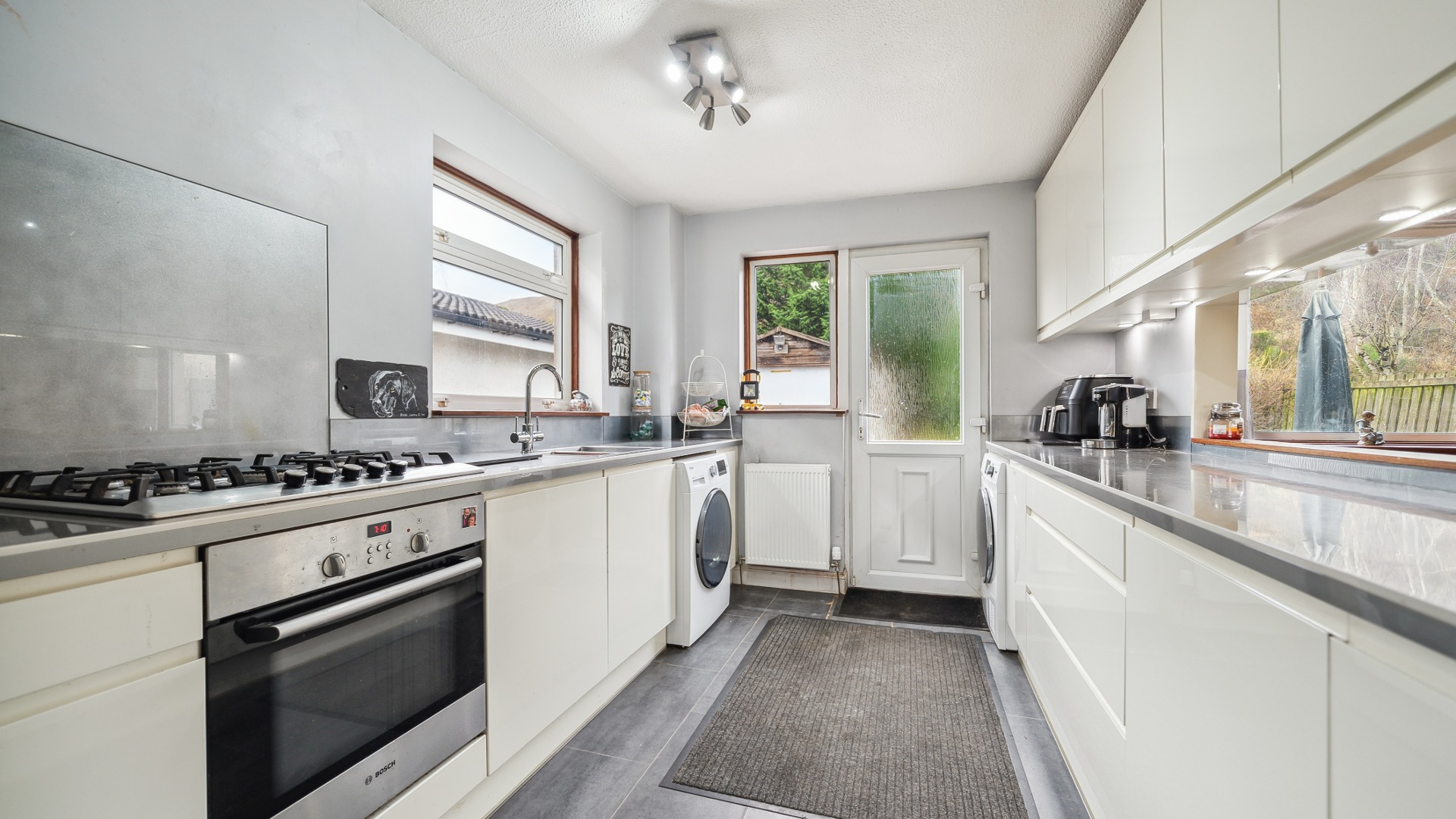 Silvertonhill Avenue, Hamilton, South Lanarkshire, ML3 7PA Clyde