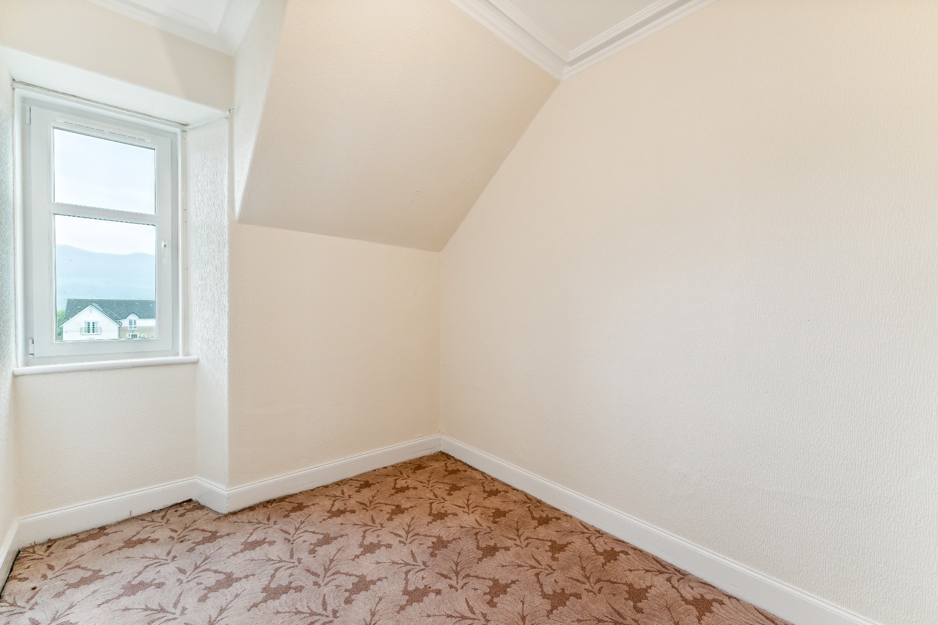 Dunmore Street, Balfron, Stirlingshire, G63 0PZ Clyde Property Ltd