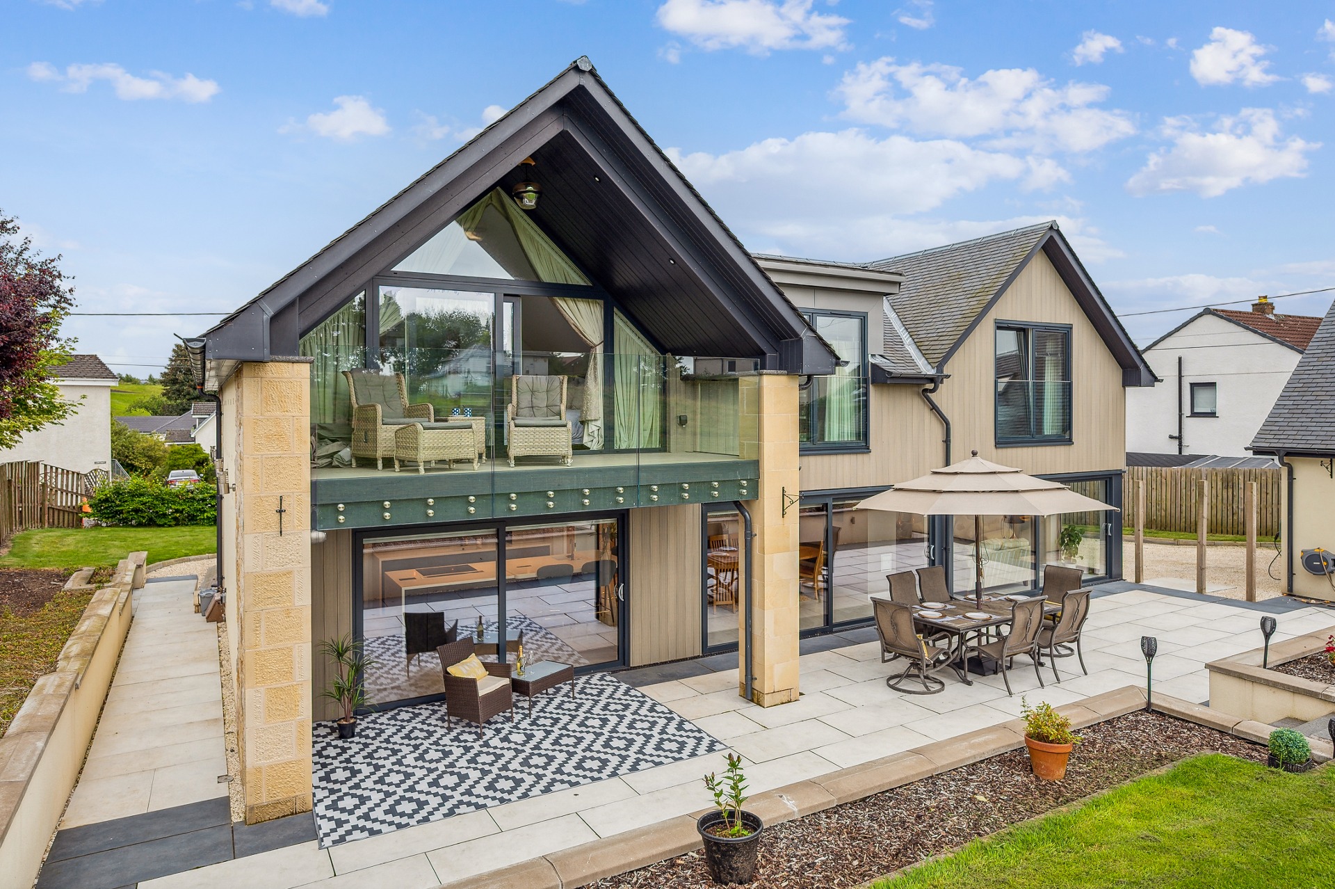 Golf Course Road, Balmore, East Dunbartonshire, G64 4AW Clyde