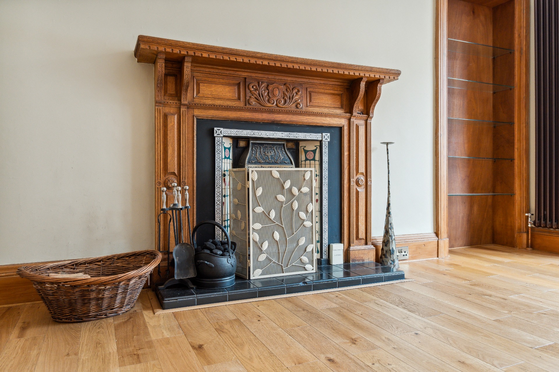 Montpelier Park, Bruntsfield, Edinburgh, EH10 4NH Clyde Property Ltd