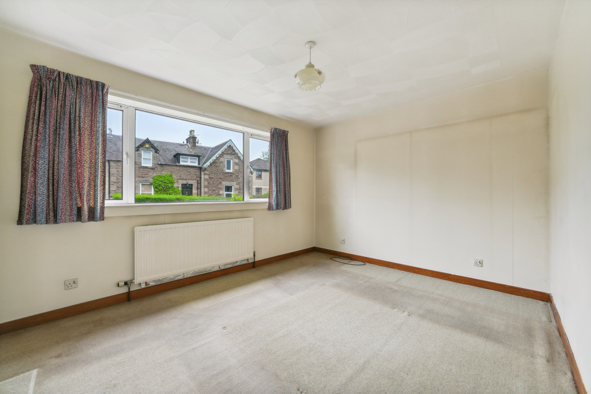 1 Doune Road, Dunblane , Stirling , FK15 9AR Clyde Property Ltd