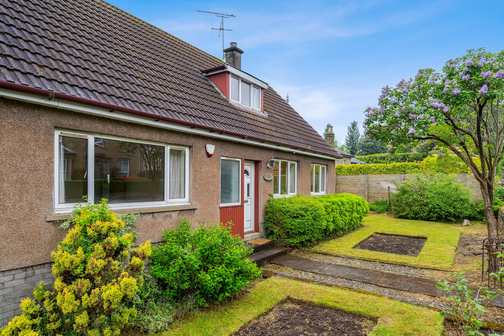 1 Doune Road, Dunblane , Stirling , FK15 9AR Clyde Property Ltd