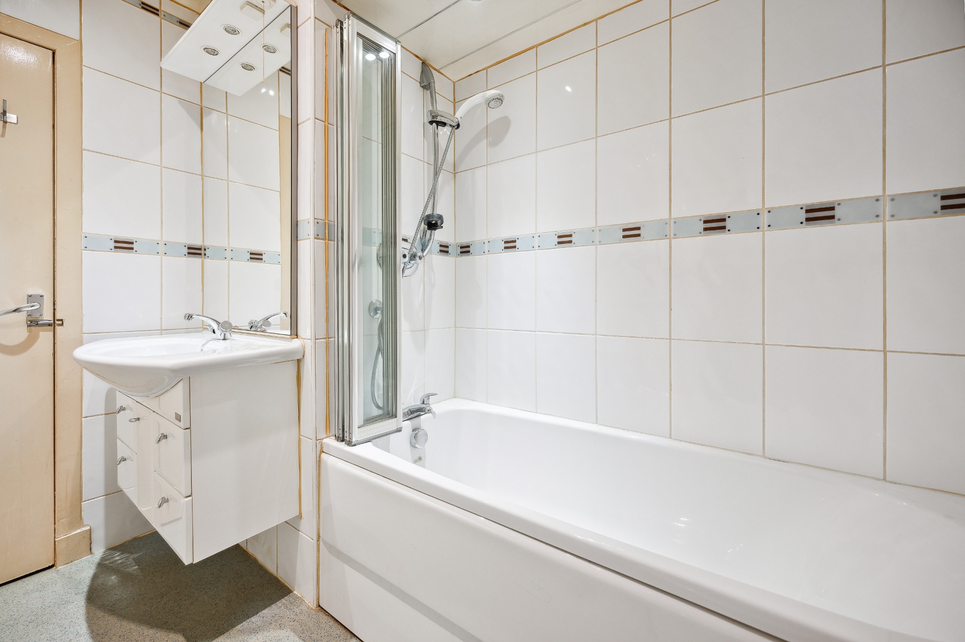 Main Street, Cambusbarron, Stirling , FK7 9NW Clyde Property Ltd